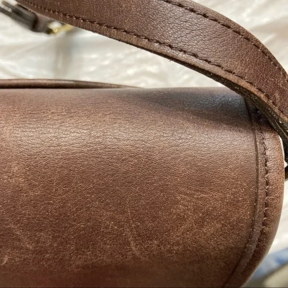 Coach vintage brown leather companion legacy messenger crossbody bag 9076
